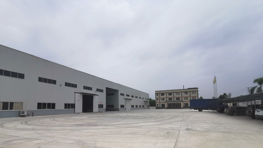 Hot Melt Glue Production (2)